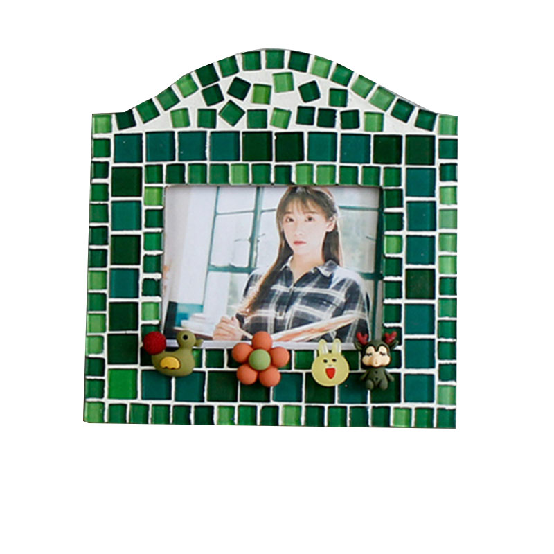 Ins Wood Mosaic DIY Photo Frame, souvenir de décoration de la maison en céramique, kits d'artisanat familial, design et forme modernes, avec patch de fleurs, best-seller